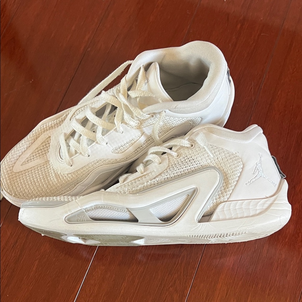 Jordan Tatum 1 Team Bank basketball shoes